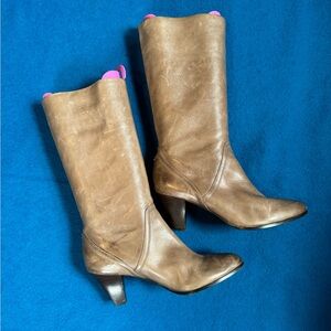 Frye Romy taupe slouch boots size 10 - barely worn